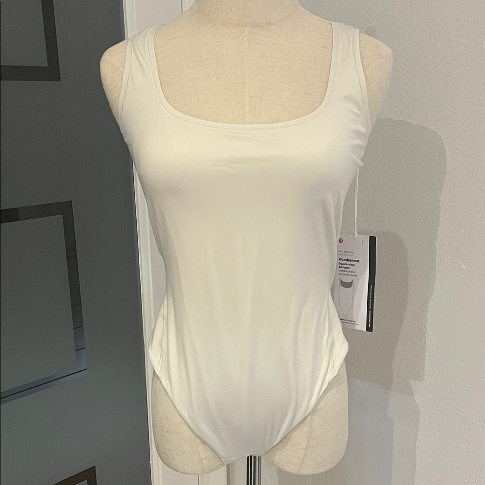 Lululemon Wundermost Ultra-Soft Nulu Square-Neck Sleeveless Bodysuit Bone
